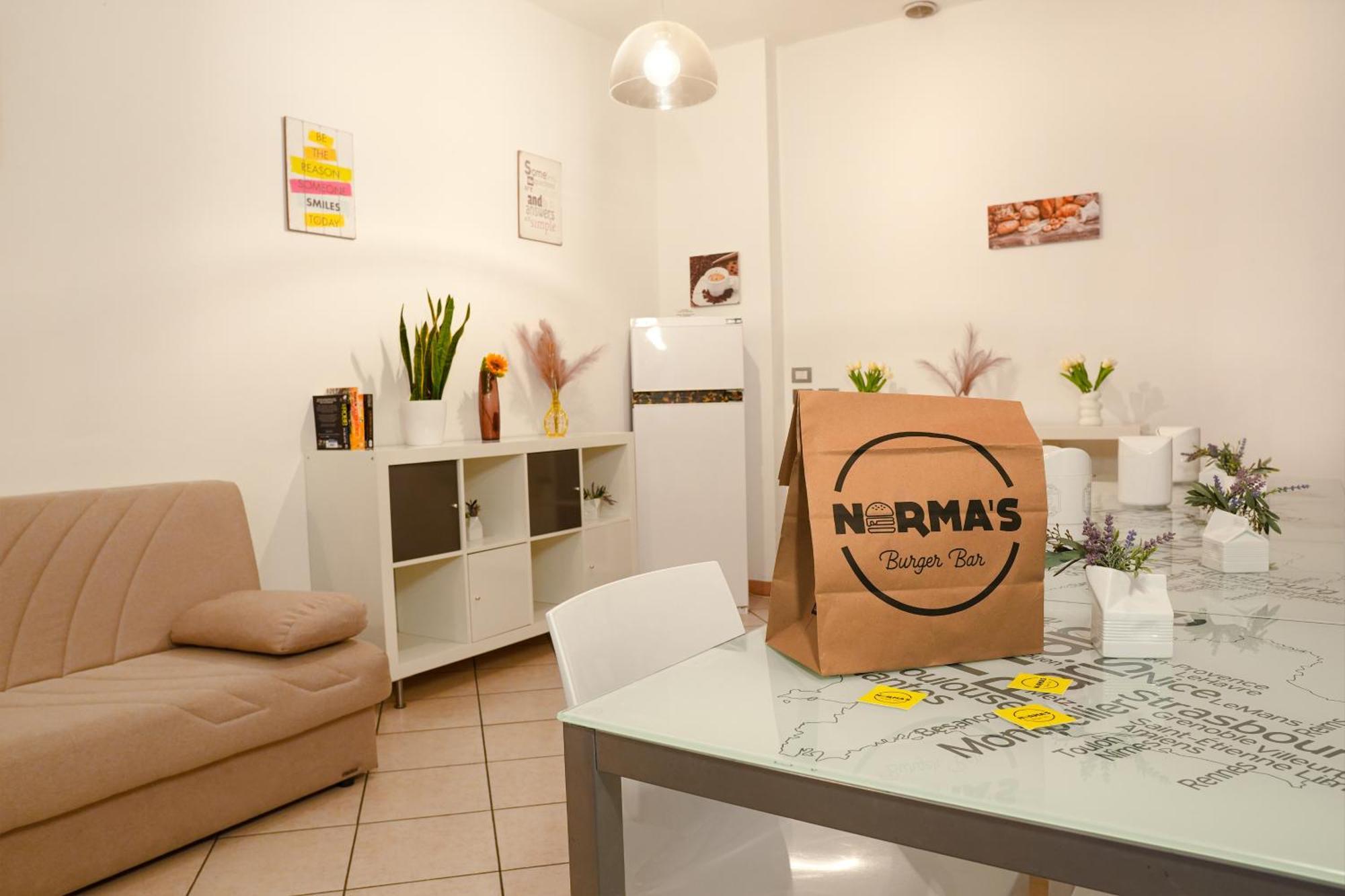 Smart Hotel Ферара Екстериор снимка